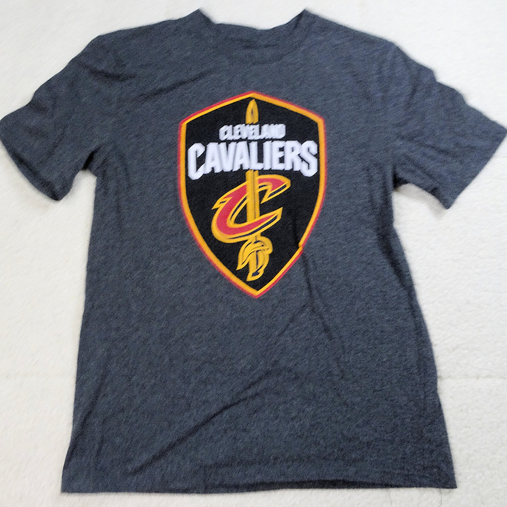 NBA Cleveland Cavaliers Gray T Shirt Medium